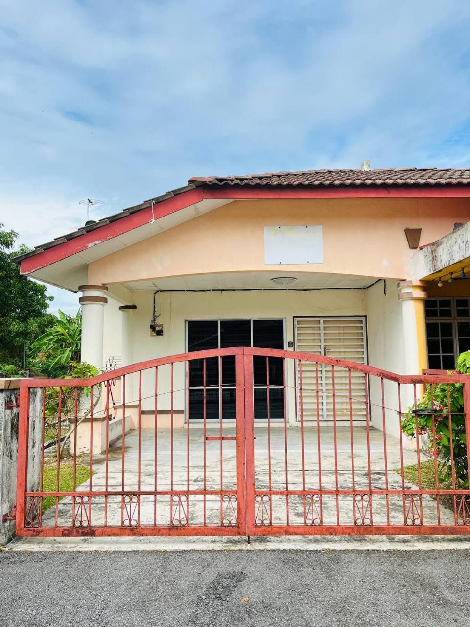 Sofea Homestay Ipoh Extérieur photo